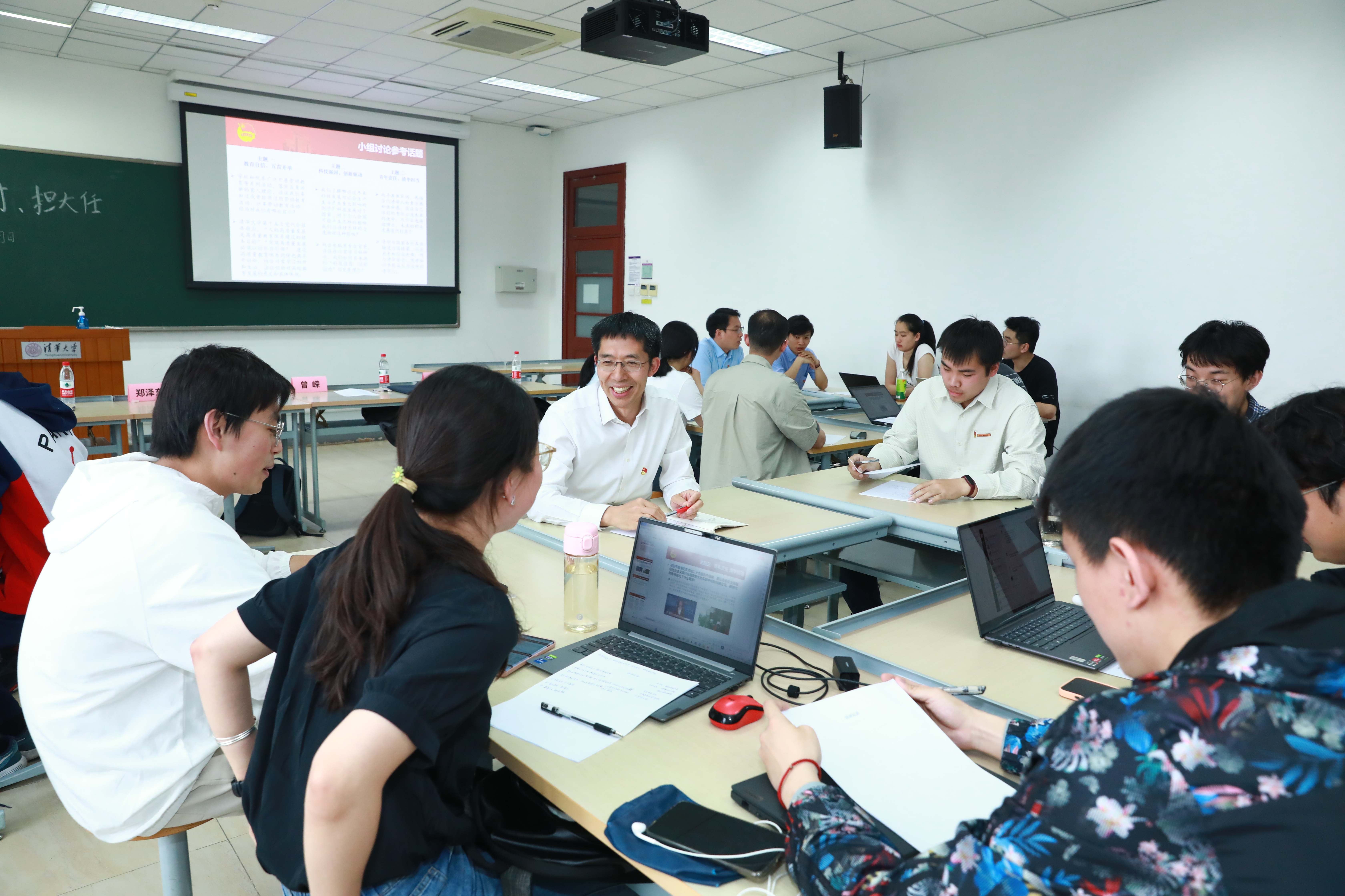 20230511-乐动网站开展“百年接力,强国有我——奋进新征程”集中主题党团日-石家东-曾嵘参加电博222、电博221、电2联合主题党日 - 副本.JPG
