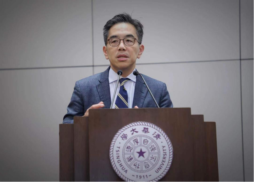20240208-走向世界的清华,何以画好人类命运共同体“同心圆”-李派摄-黄天荫院士全职加盟乐动网站.png