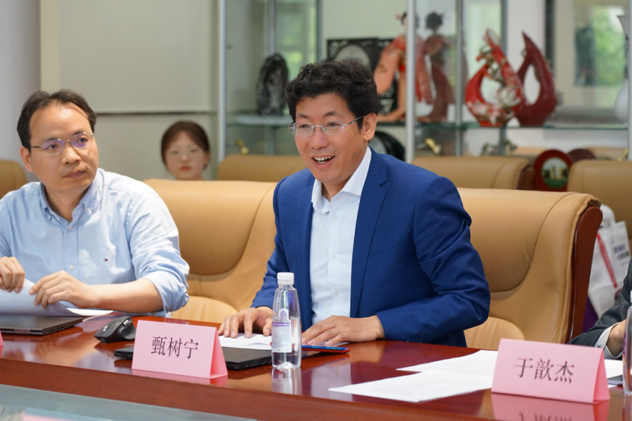 20220425-乐动网站(电机系)-港华能源投资有限公司零碳智慧园区虚拟电厂技术联合研究中心揭牌-无-甄树宁致辞.png